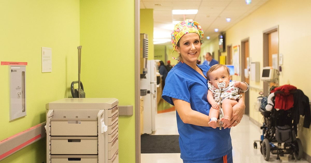 http://www.choa.org/-/media/Images/Childrens/global/social-share-images/medical-services/heart-center/fetal-cardiology/pediatric-nurse-holding-baby-patient-in-hallway-1200x630.jpg