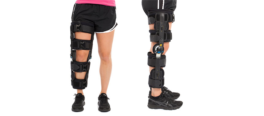 This adjustable range surgical ACL brace is designed to allow limited range of motion.